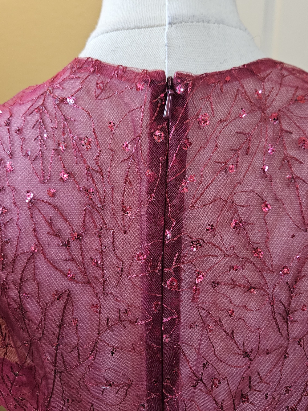 Mac Duggal Evening Gown – Size 10 – Elegant Embellished Formal Dress - Picture 9 of 15